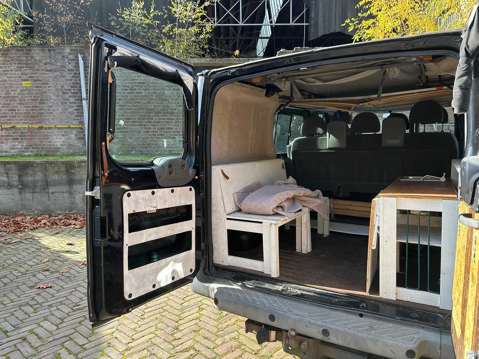 Ford Transit 260S FD DC 125 Camper 125pk 2003, J-557-JB