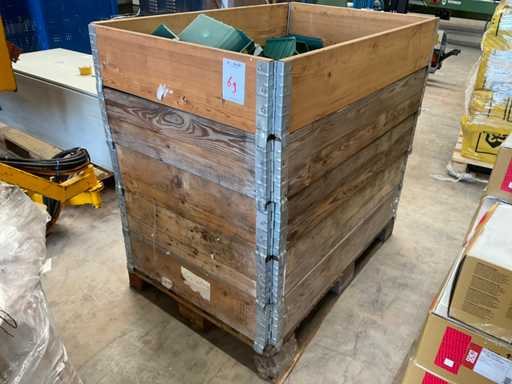 Overtoom Nr 3 Partij magazijnbakken