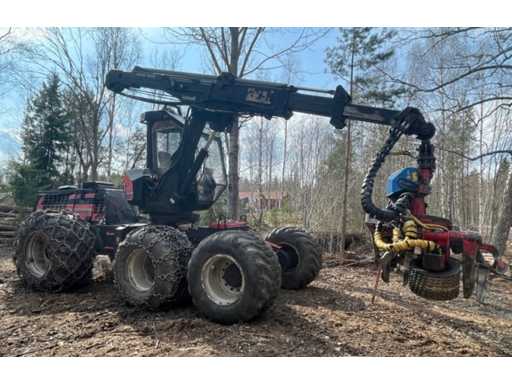VALMET 911 Harvester