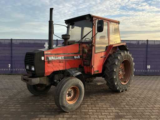 Valmet - 605 - Tracteur agricole à deux roues motrices