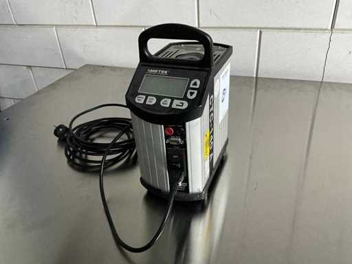 Ametek CTC-140 2008 Un dispositif calibrateur RS232