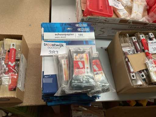 Batch of sandpaper; Sanding block