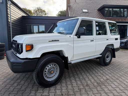 Toyota - 2025 - Landcruiser - HZJ78 - Personenwagen