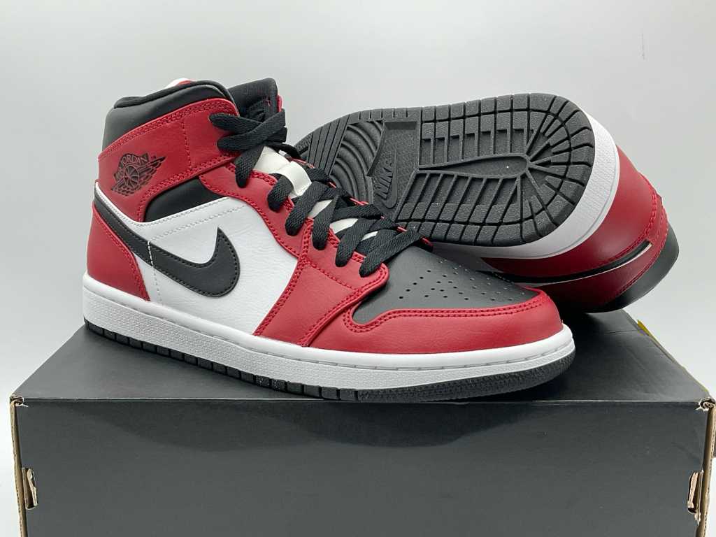 Jordan mid 1 discount 41