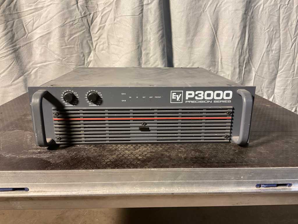 EV P 3000 Precision Series Amplifier