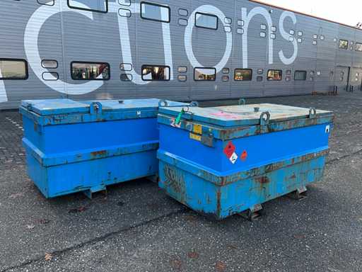 2x Tolsma 1600L Brandstoftank