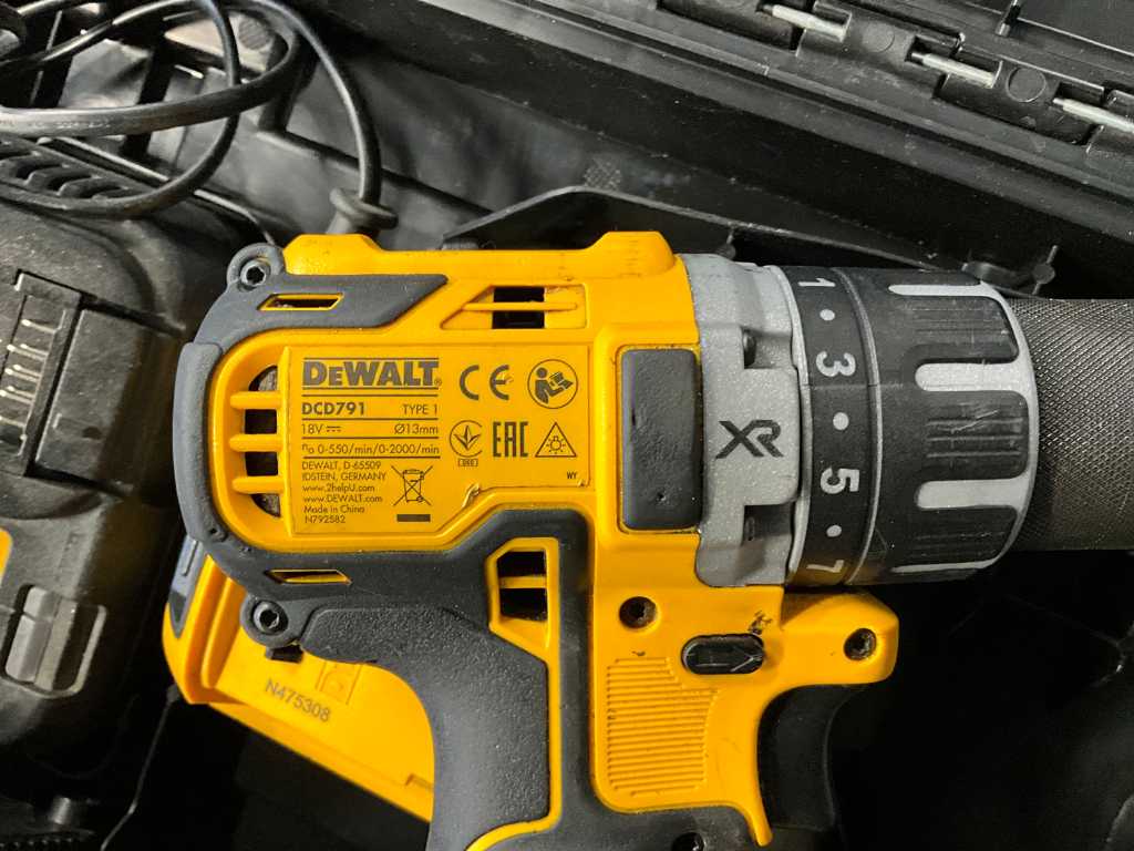 Dewalt dcd791 2025 type 1