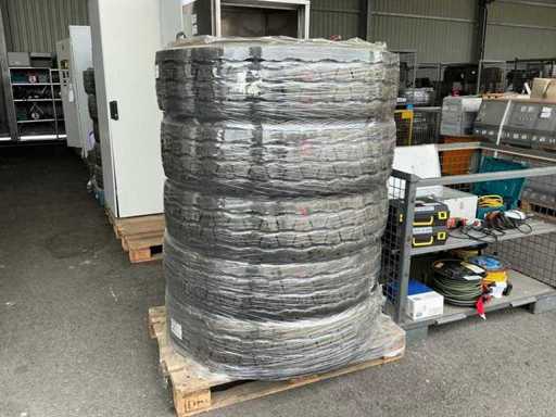 Yokohama Truck Tire (5x)