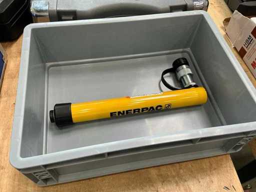 Enerpac RC59 Cilindro Universale Monoazione