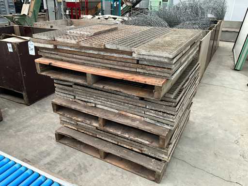 Partij stalen roosters