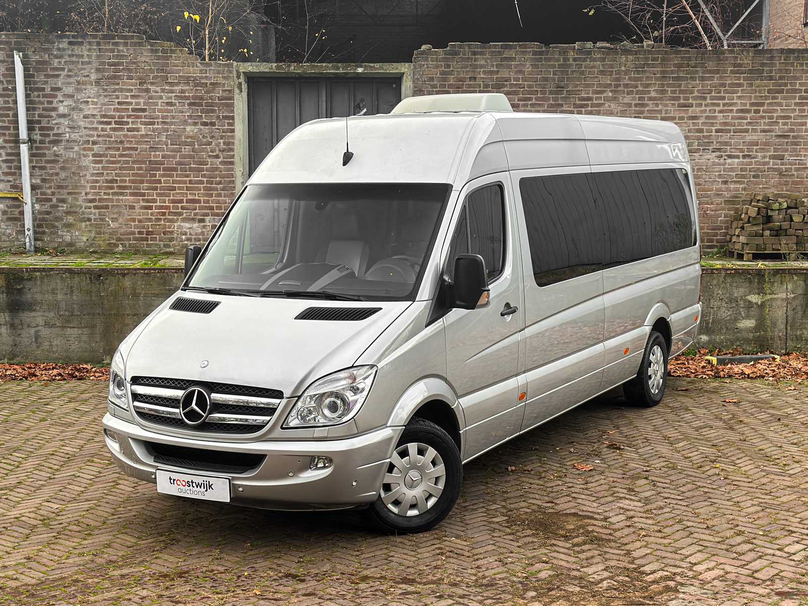 Mercedes-Benz Sprinter Camper 9-Persoons VIP 190PK 2011, 46-PNV-9