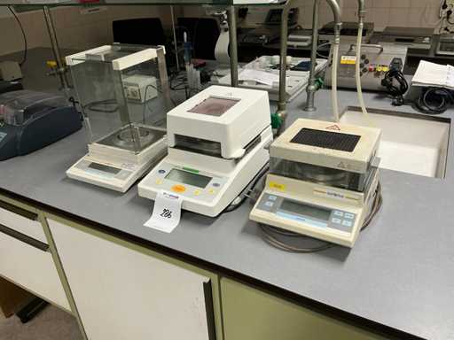 Sartorius Precision Scale (3x)