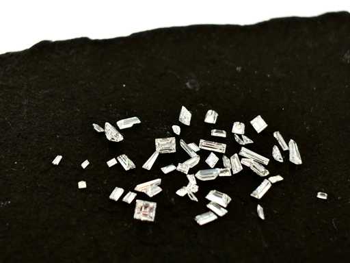 Baguette diamant 2.05 carat natuurlijk geslepen diamant