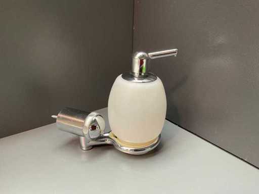 Distributeur de savon