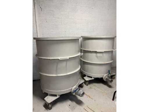 Stahltanks – 900 L (2x)