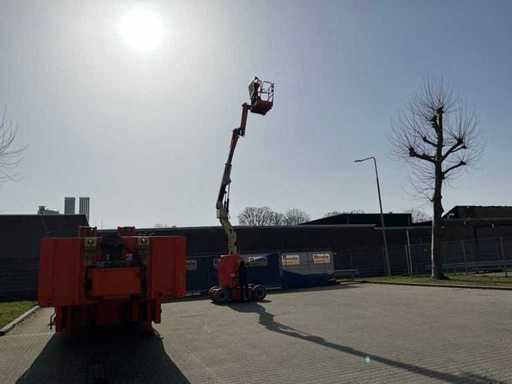 Plateforme aérienne JLG E300AJP 2014