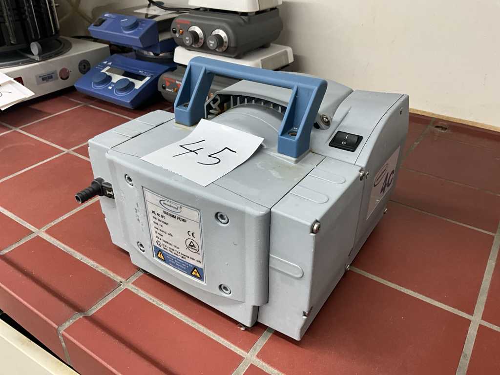 2018 Vacuubrand ME 4C NT Vacuum Pump