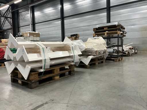 Lotto di materiali da costruzione