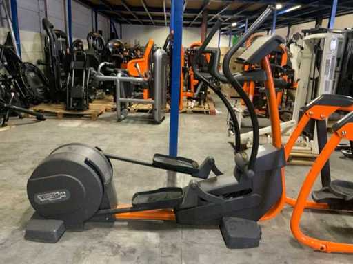 Technogym Excite Synchro 500 geführter Crosstrainer Crosstrainer