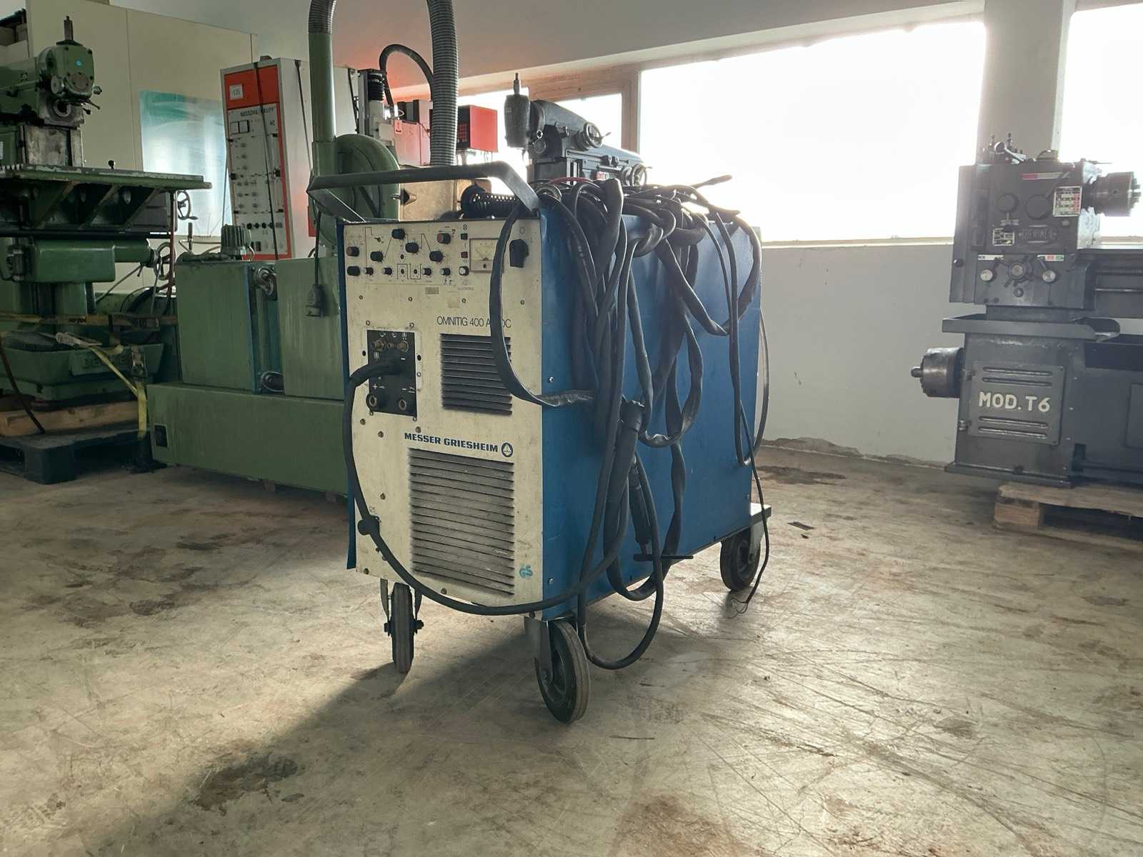 MESSER GRIESHEIM Omnitig 400 AC/DC MIG welding machine