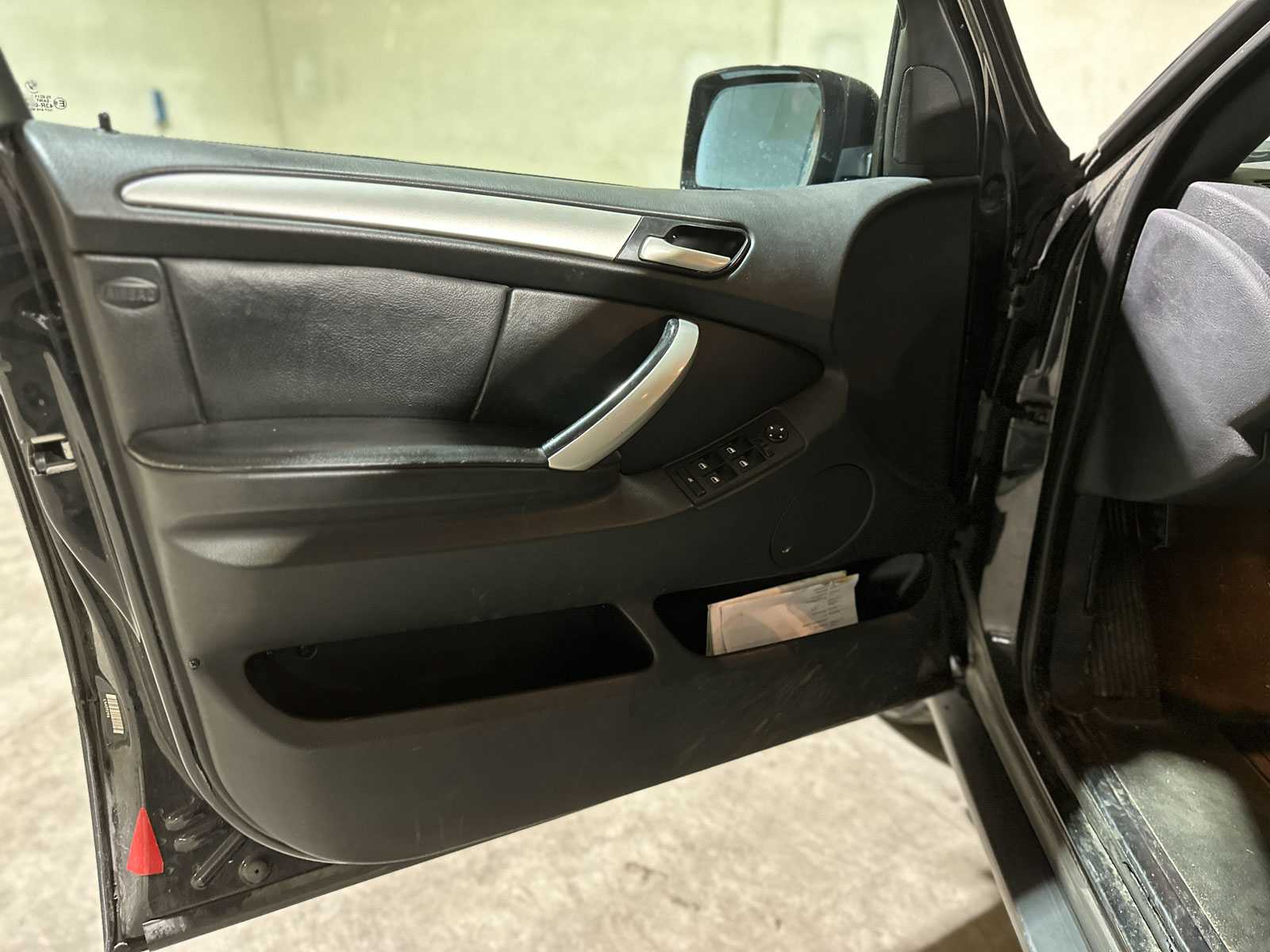 BMW X5 3.0i Executive 231pk 2002, 98-JX-JV Youngtimer