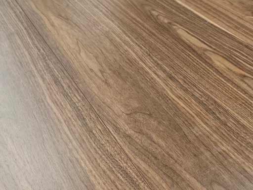 44 m2 Laminate plank - 1380 x 193 x 8 mm