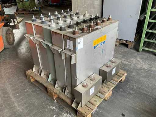 Vishay DCMKP 4.2/3.85 mF/4/B DC link condensator (5x)