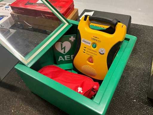 Defibtech Lifeline Defibrillator / AED