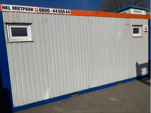 CONA BLACK-AND-WHITE CONTAINER SANI 20 ́ - Defect