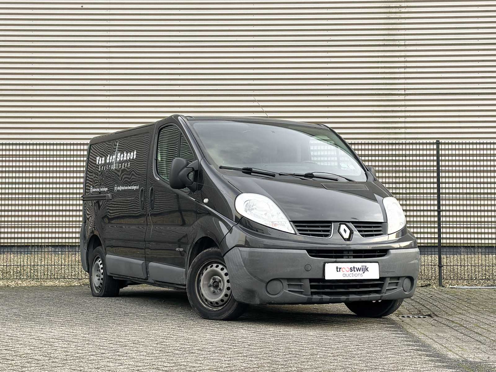 Renault Trafic 2.0 dCi T27 L1H1 Générique 114pk 2010, 4-VGG-31