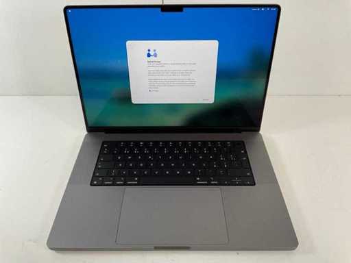 Apple MacBook Pro 16", Apple M1 Max, 32GB RAM, 500GB NVMe Laptop