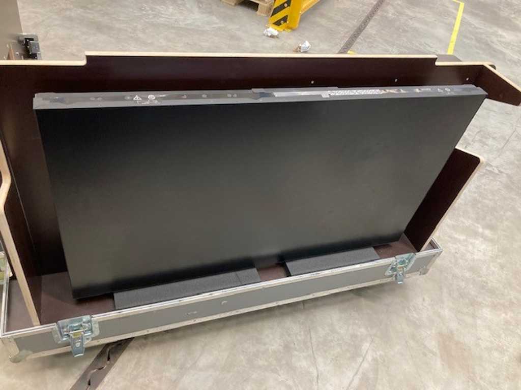 Monitor with transport case / monitor case
