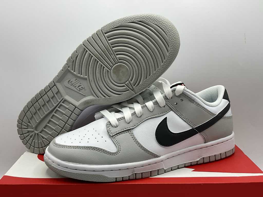 Nike Dunk Low Retro SE Lottery Pack Grey Fog Sneakers 42