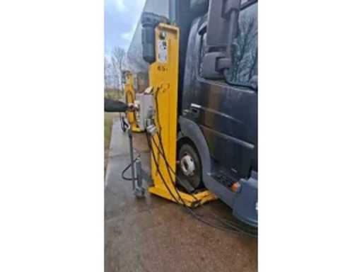 a6832aee-26e4-4415-bd3b-109705776ae9.mp4