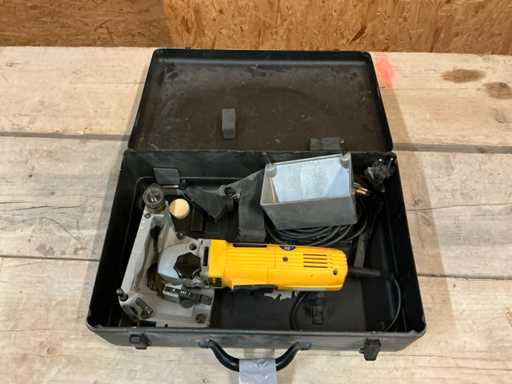 M?yn do rowkowania DeWalt DW685-QS