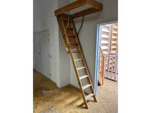 Échelle de grenier