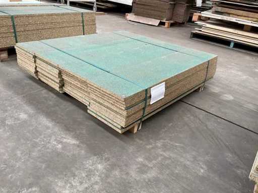 2 palettes de panneaux de particules résistantes à l’humidité