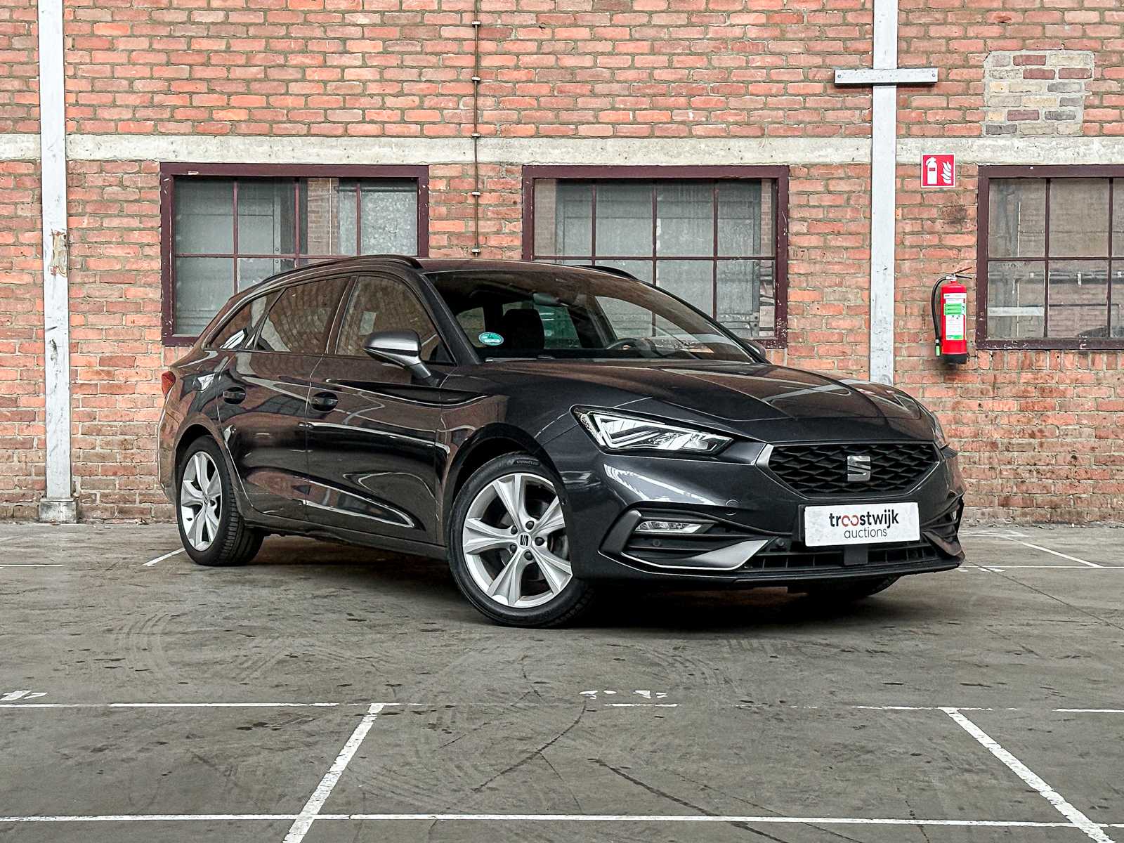 SEAT Leon Sportstourer 1.5 TSI FR Launch Edition 150pk 2021 (Origineel-NL & 1e Eigenaar), K-051-PP