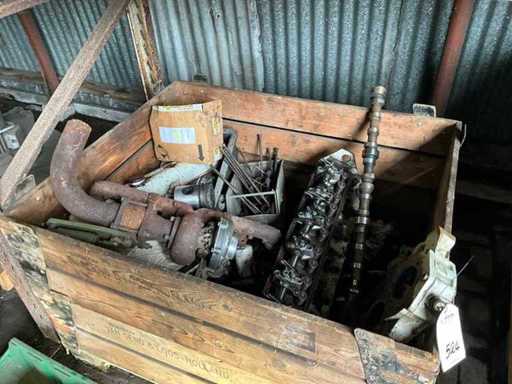 Diverse piese de bloc motor