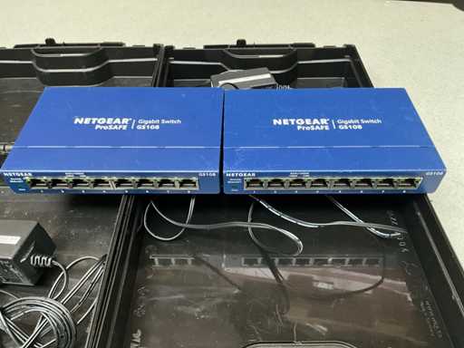 Netgear ProSafe GS108 8-poort gigabit switch (2x)