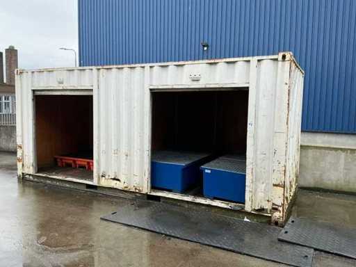 20FT container with drip trays
