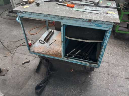 Mobile Industrie-Werkbank / Werkzeugwagen (maßgefertigter Stahl)