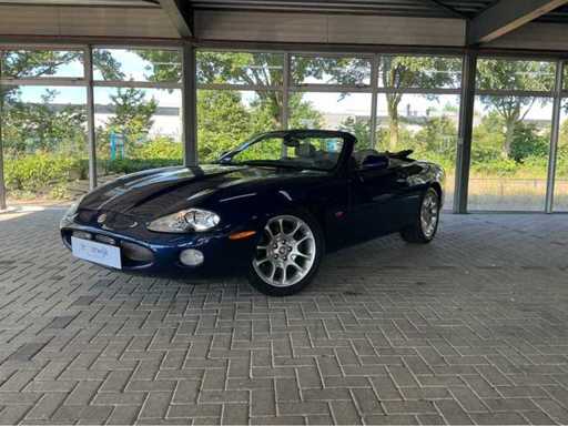 Jaguar XKR Cabriolet | V8 4.0 suralimenté | 2002 | youngtimer | 370 ch | Voiture TVA