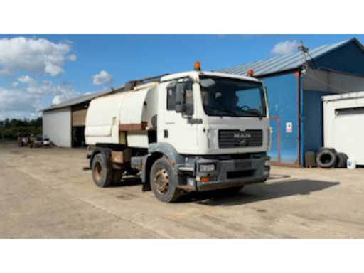 07106bc2-e4e7-45bc-8b13-1da919307608.mp4