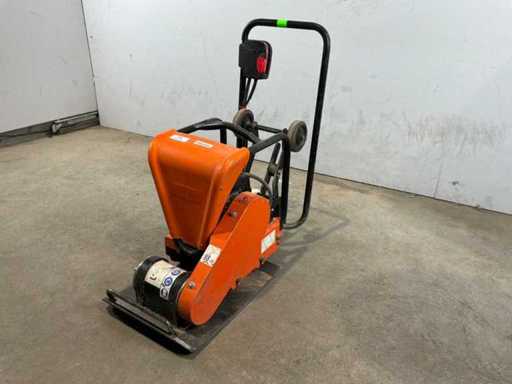2014 Euro Shatal PC1443E Trilplaat - 14kN