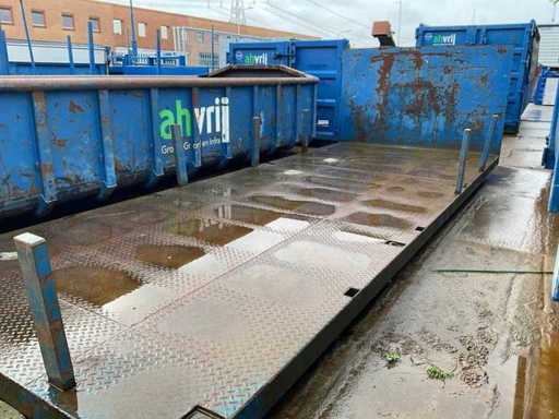 Container loading floor