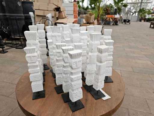 Set de 40 de piese, figurine cult africane din lemn făcute manual - alb