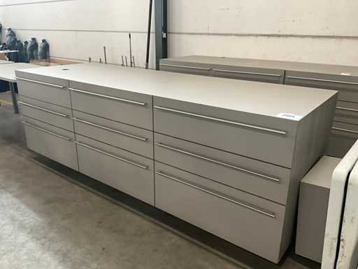 Toogmeubel/winkelopbergmeubel