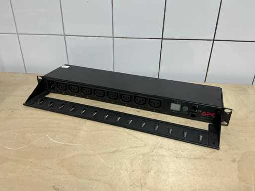 APC AP7821 PDU 
