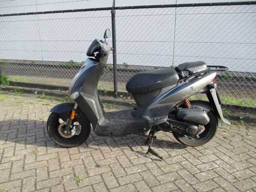 Kymco - Moped - Agility - Roller